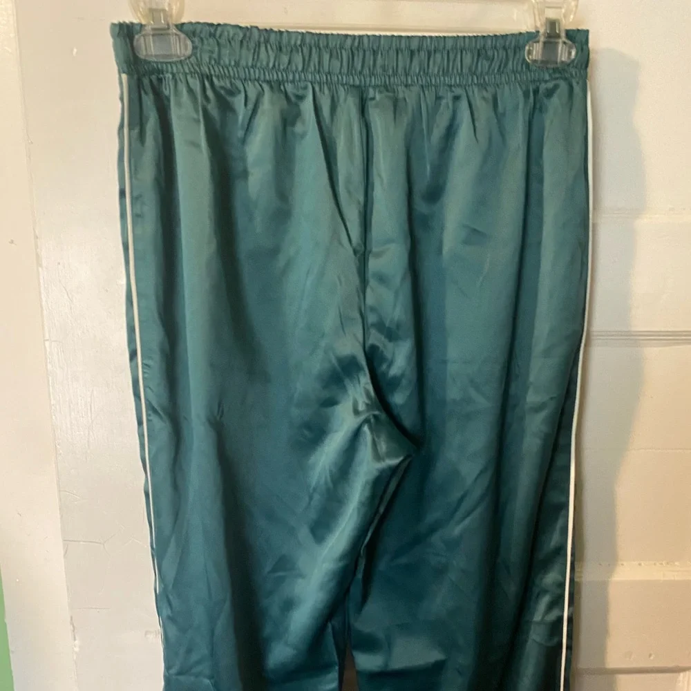 NWT! Abercrombie & Fitch Pajama Pant Satin Bottoms Green Medium - Picture 10 of 16